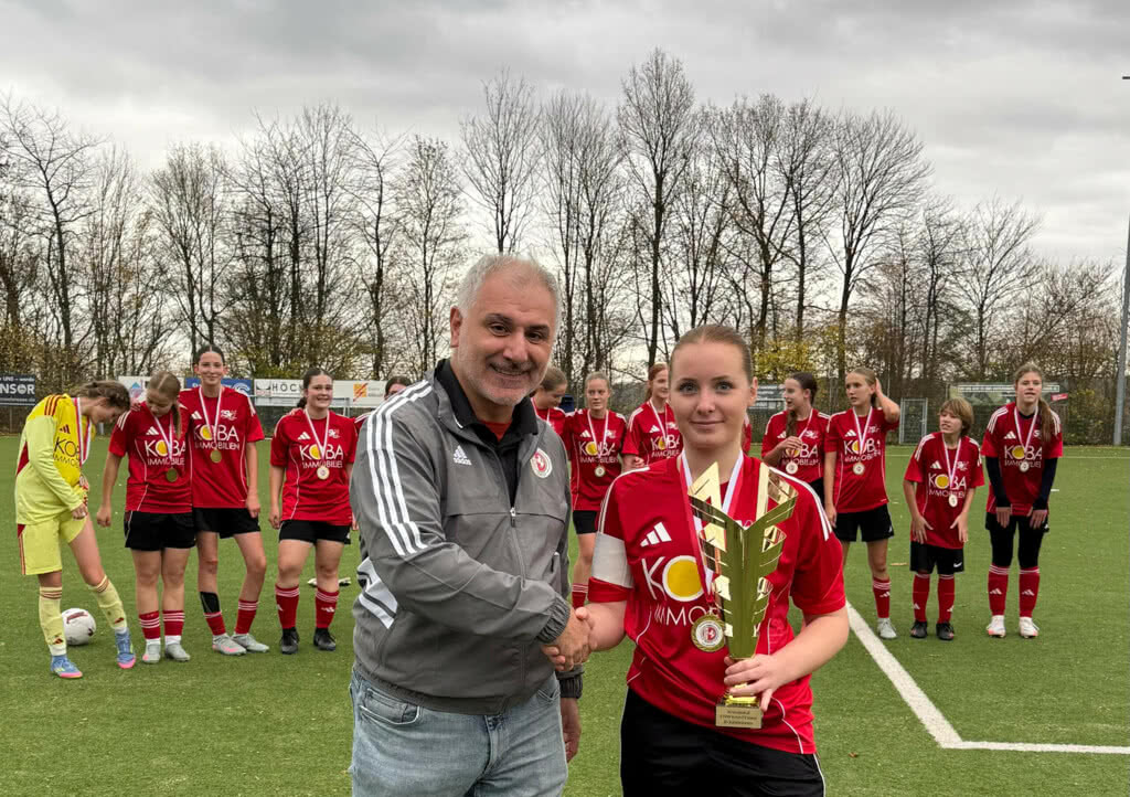 Elfmeterkrimi im Kreispokal der B-Juniorinnen